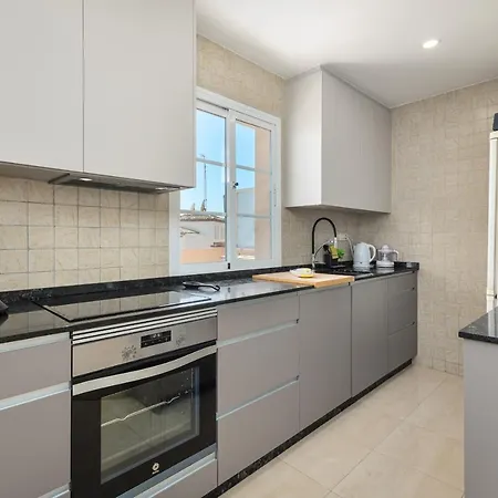 Duquesa Regent 2435 Wonderful Seaviews Duplex Apartment
